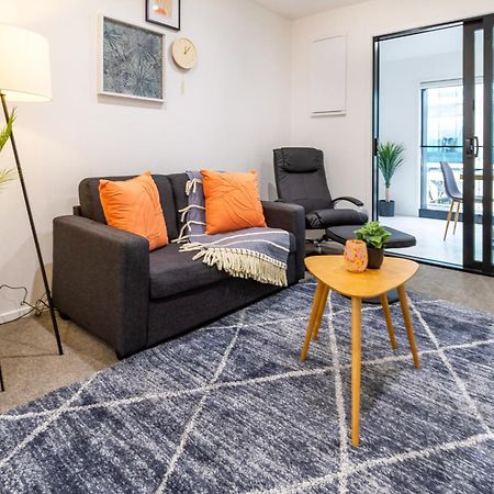 Luxury Living: 2-Bedroom Retreat In Christchurch Dış mekan fotoğraf